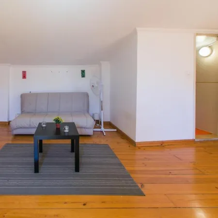 Duplex In Santa Catarina Donwtown * Лиссабон