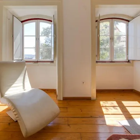 Duplex In Santa Catarina Donwtown * Лиссабон